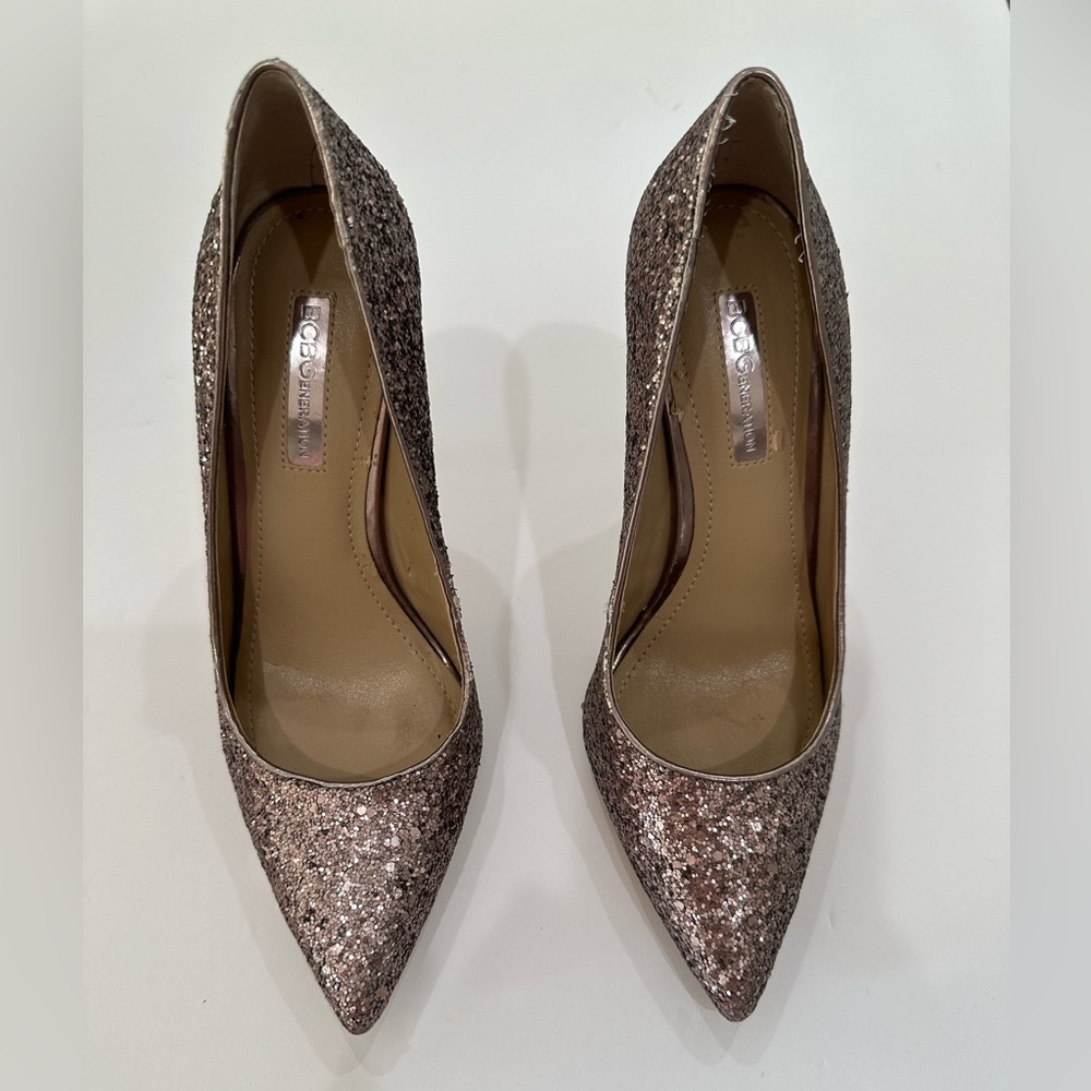bcbgeneration rose gold glitter pointy toe pumps size 6